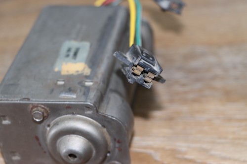 NOS GM 1703017 Chevy Power Seat Motor Buick Caddy Chevy Olds Pont 1974-1980 - Picture 5 of 8