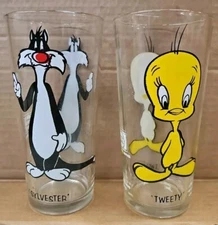 1973 Sylvester & Tweety Bird, Pepsi Collectors Glasses Looney Tunes Set (2A)