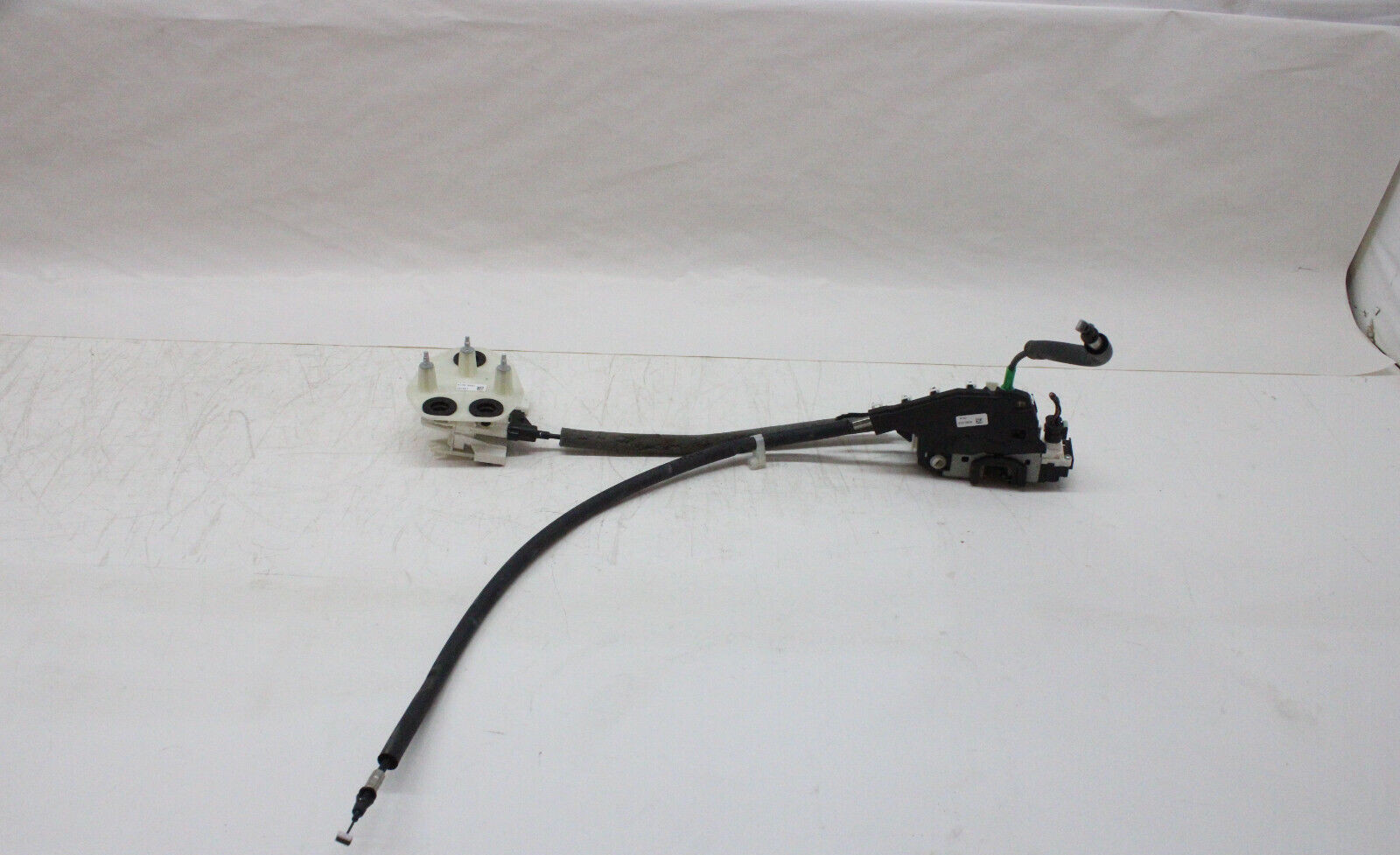 2022 MASERATI LEVANTE MODENA REAR RIGHT DOOR LATCH SOFT CLOSE OEM   21 22 23 24