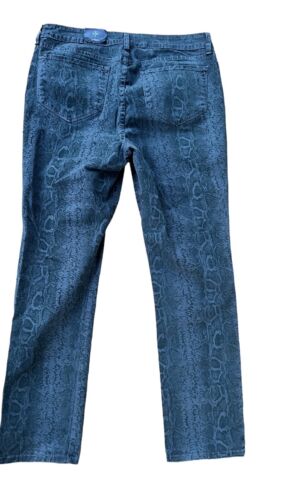 NYJD Slim Skinny Jeans Women Snake Skin Print Leg Five Pocket 16W New 36x31 - Picture 1 of 8