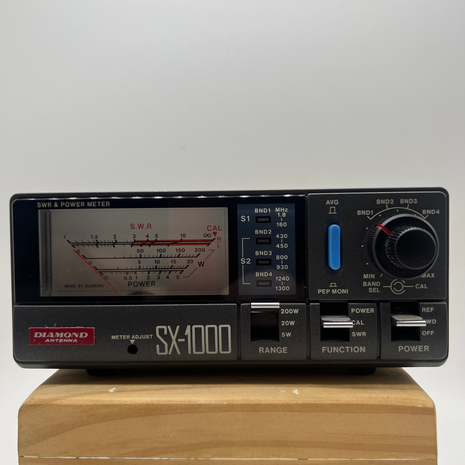 DIAMOND SX-1000 SWR&POWER METER