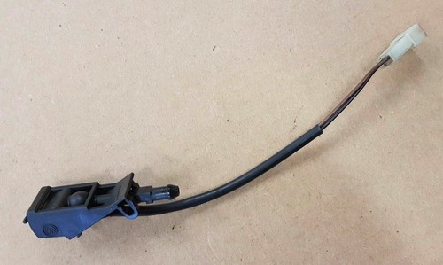 VW TRANSPORTER T5 2003-15 CARAVELLE MULTIVAN WINDSCREEN WASHER JET SPRAY NOZZLE