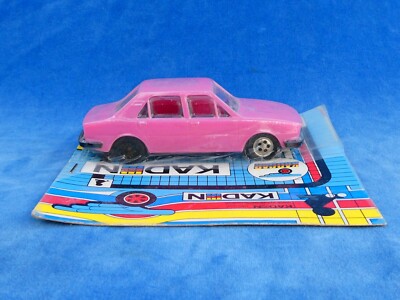 Retro kovové autíčko 1:43 ŠKODA 120 L POLICIE 90ky
