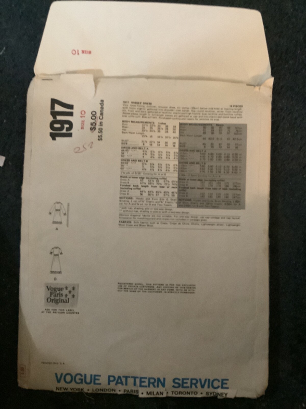 Vintage Vogue Paris modello originale 1917 Yves Saint Laurent taglia 10 non tagliato