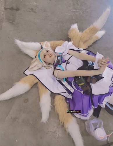 Customize Arknights Suzuran Nine-Tailed Fox Gradient Tail Cosplay Props Tails - Picture 2 of 9