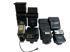 6 electronic flashes, as is for parts/non-working: Vivitar, Minolta, Ricoh, 