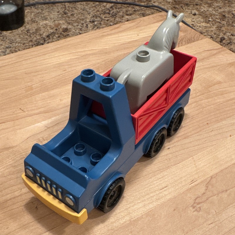Vintage 1980’s Lego Duplo Town Farm Horse Transport Truck 2628 with Horse