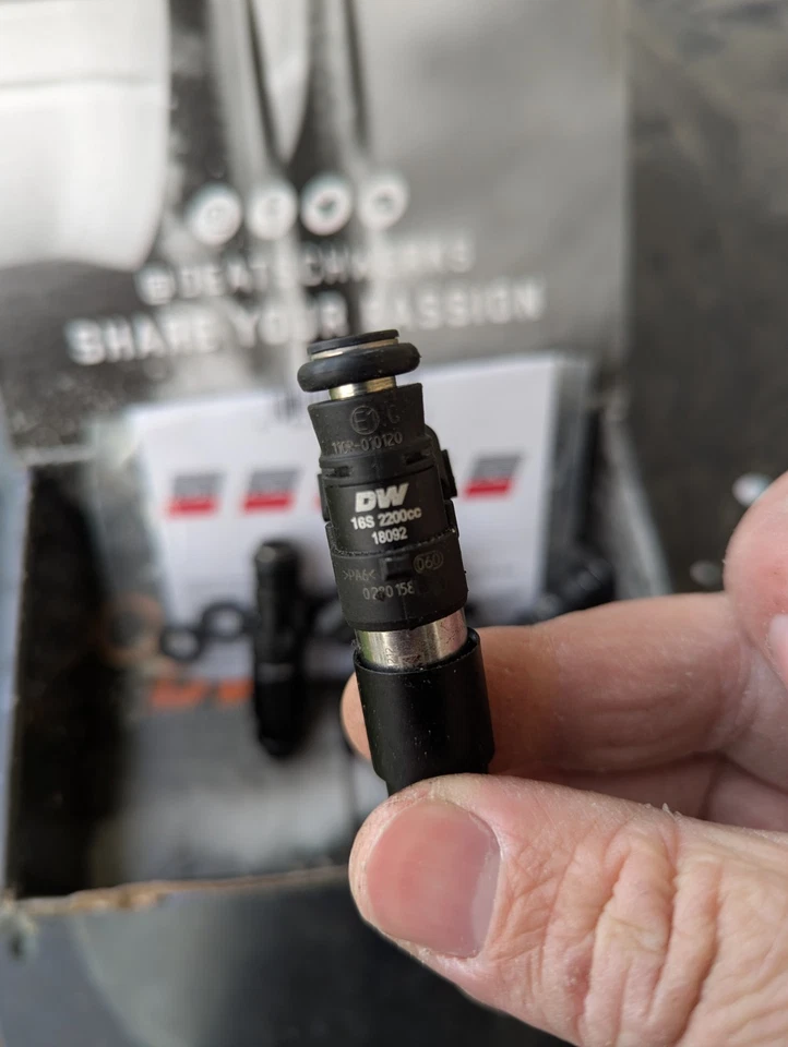 Inyectores DeatschWerks 2200cc Evo X 16S-05-2200-4, 16S0522004 Foto 2 de 2