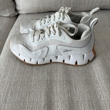 Reebok Women  s Galaxy1 White Zig Zag Sneakers - Size 8.5