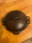 Griswold No. 6 Tite Top Dutch Oven