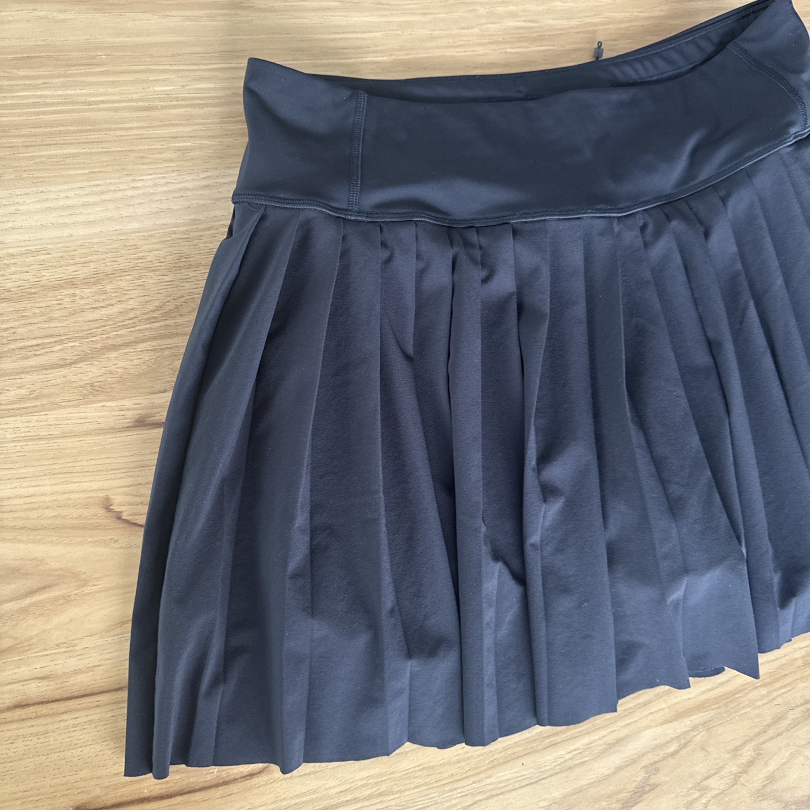 Athleta Elevate Skort Black Size Medium Pleated A… - image 2