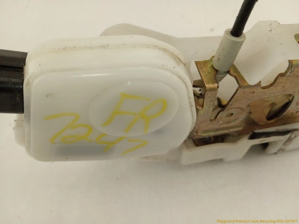 Actuador de cierre de cerradura de puerta delantera derecha pasajero Mitsubishi Eclipse Spyder 01-05  Foto 4 de 4