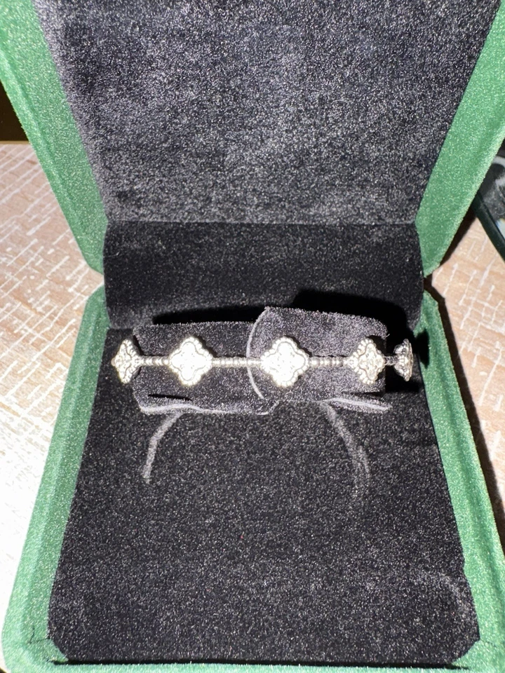 💎 Brazalete Flexible Trébol/Cuatrifolio Diamante Cuentas 1.00 CTW - Oro Blanco 14K Foto 3 de 4