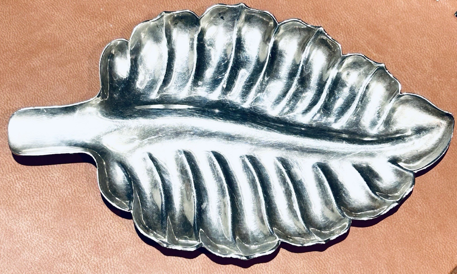 Vintage Sanborns Mexico 72.24 Grams Sterling Ribbed Leaf Dish Signed LF  5.5”