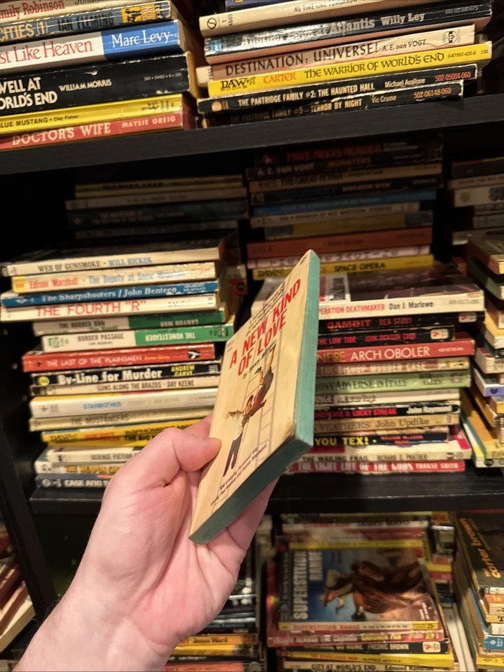 A NEW KIND OF LOVE by Williams, Dell #6329, humor sleaze gga movie vintage pb Foto 4 de 4