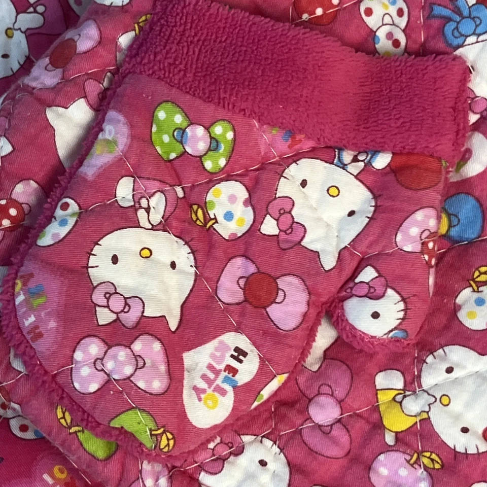 Hello Kitty Winter Outfit Big Kids Quilted Pink Top & Pants Pjs Set 8/10 Medium - Image 3 of 4