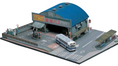 N Scale Greenmax 2173 Bus Station Building & Accessories Kit