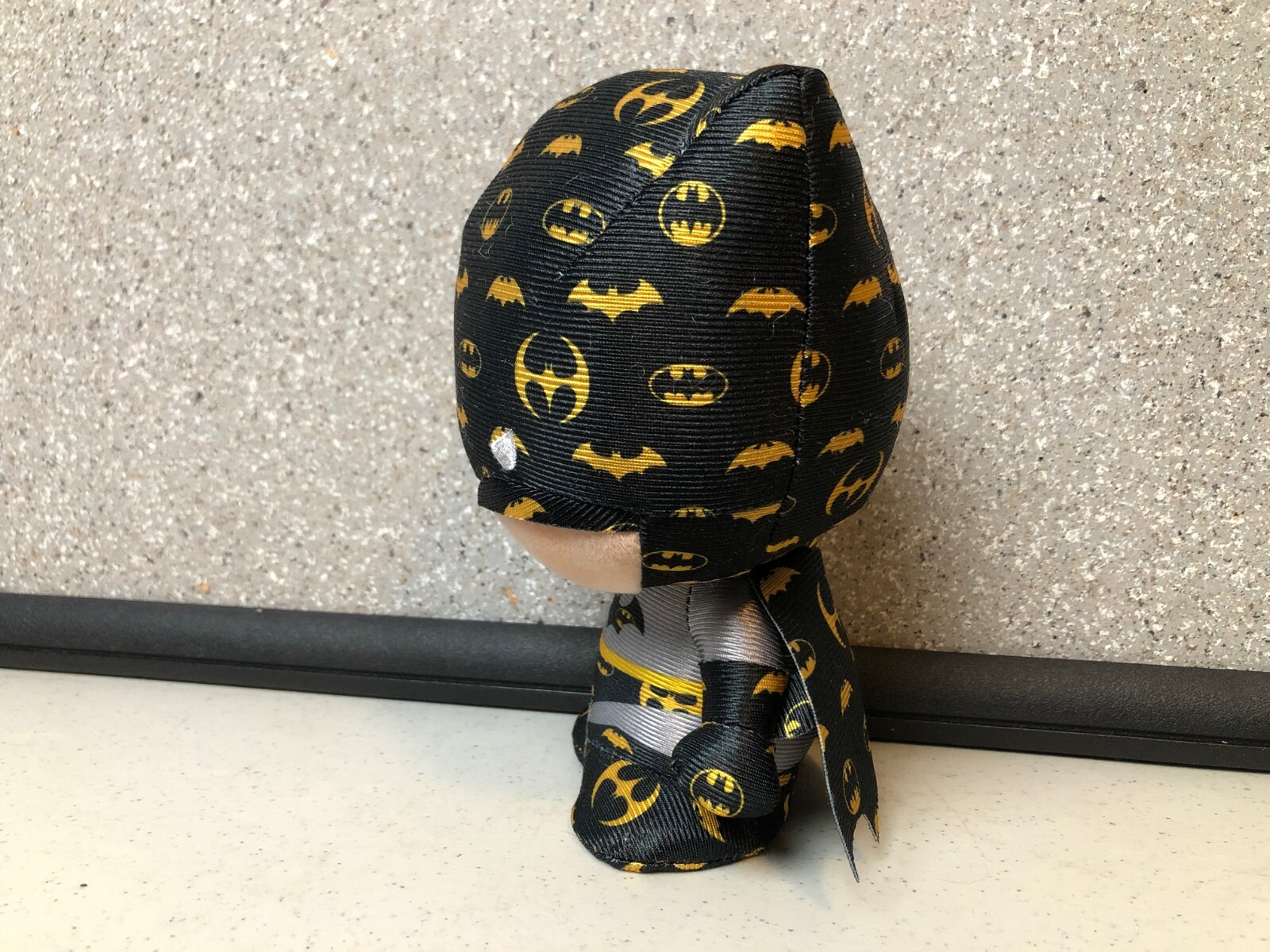 BATMAN 80th Ann. Bat Symbol Evolution Plush 10" YuMe DZNR Emblem