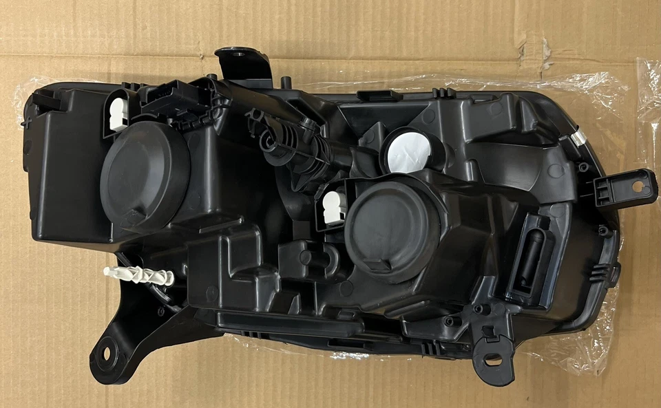 Fits Dacia Sandero 2017 - 2021 Headlight LH Left Hand Passenger Side Nearside - Image 2 of 4