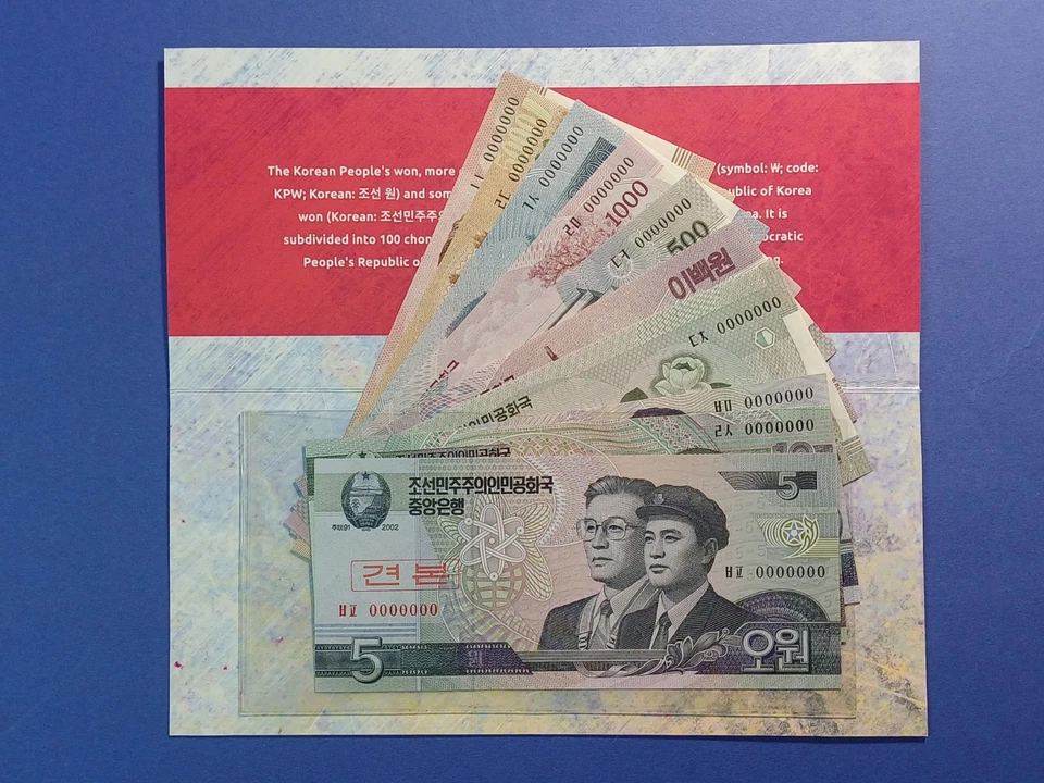 Korea Full Set banknotes 5 - 5000 won Specimen 2002-2013 UNC in the booklet 북한 - Imagem 3 de 3