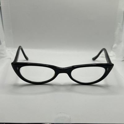 Authentic UOC 4-51/2 Universal Black Vintage Cat Eye Eyeglasses Frames PreOwned