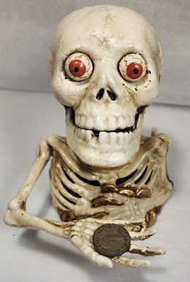 New Design Toscano Bugged-Out Hungry Skeleton Cast Iron Mechanical Coin Bank 