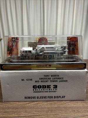 Code 3 Collectibles Fort Worth American Lafrance Mid MountTower Ladder #12746