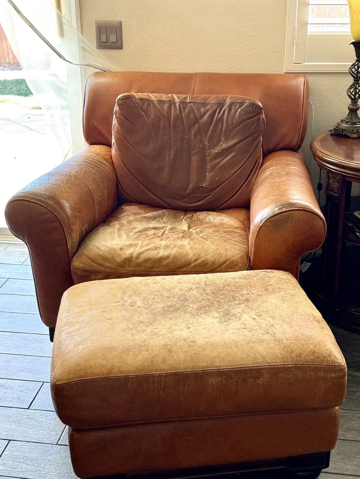 Комплект из 3 кожаных секционных стульев большого размера и оттоманской гостиной  - Изображение 2 из 4