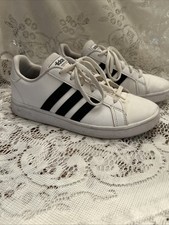 Adidas Grand Court Tennis Shoe White With Black Size 3 1/2 Youth Sport Boys Girl