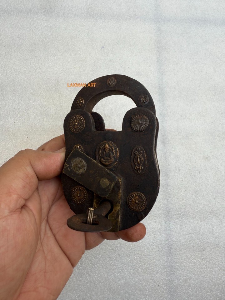 Lock Antique Brass Art Work Handmade Iron Vintage Padlock with 1 key ...