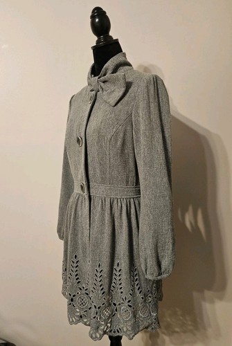 Liquid Women’s Gray Wool Blend Button Bow Lined Short Coat dress Sz 8 USA made - Picture 2 of 11