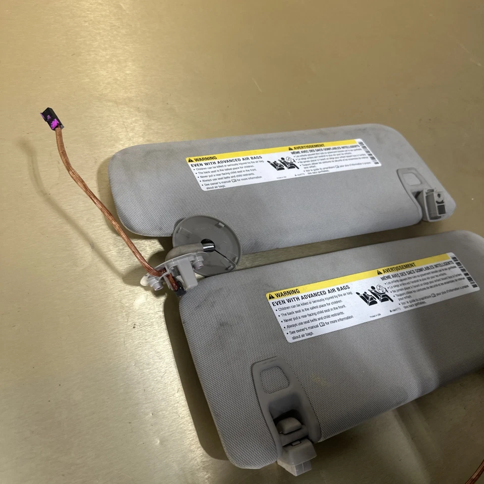 2013 Chevrolet Volt Sun Visor fits - Image 2 of 4