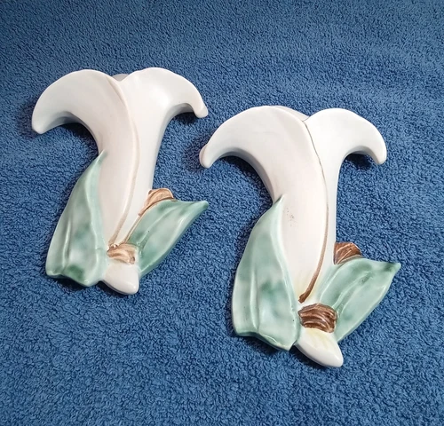 Vintage McCoy Pottery Calla Lily Vase Wall Pockets set of 2