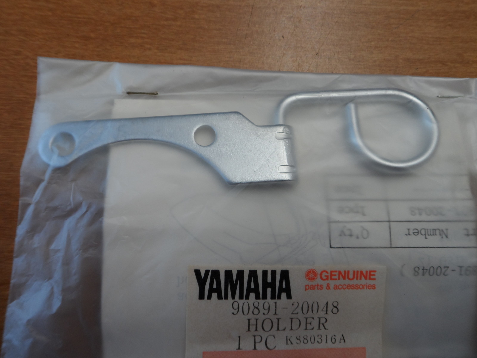 NOS OEM Yamaha Cable Guide Holder Kit 19861988 FZ600 9089120048 eBay