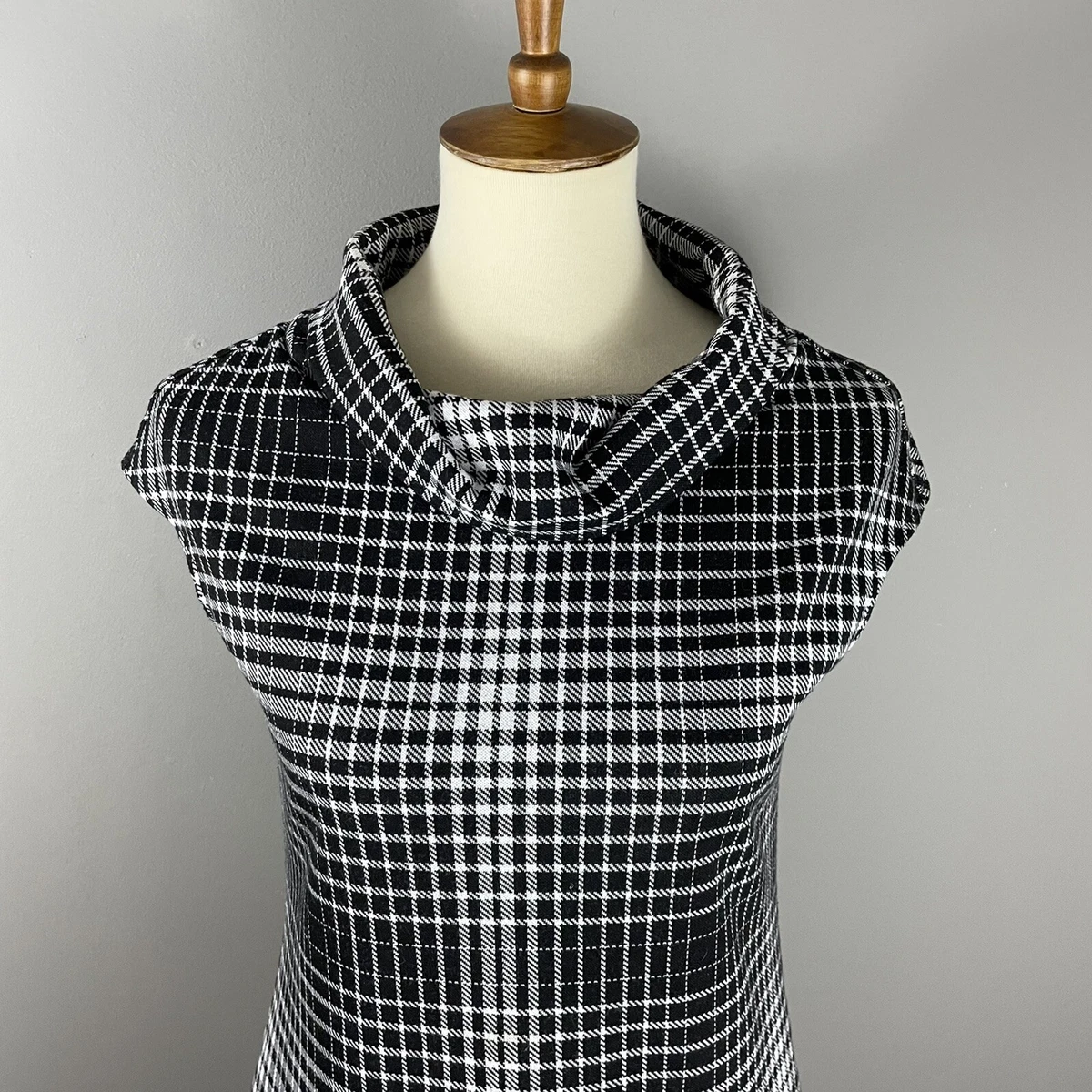 Express Black White Plaid Knit Mini Dress SIze S Cowl Neck Cap