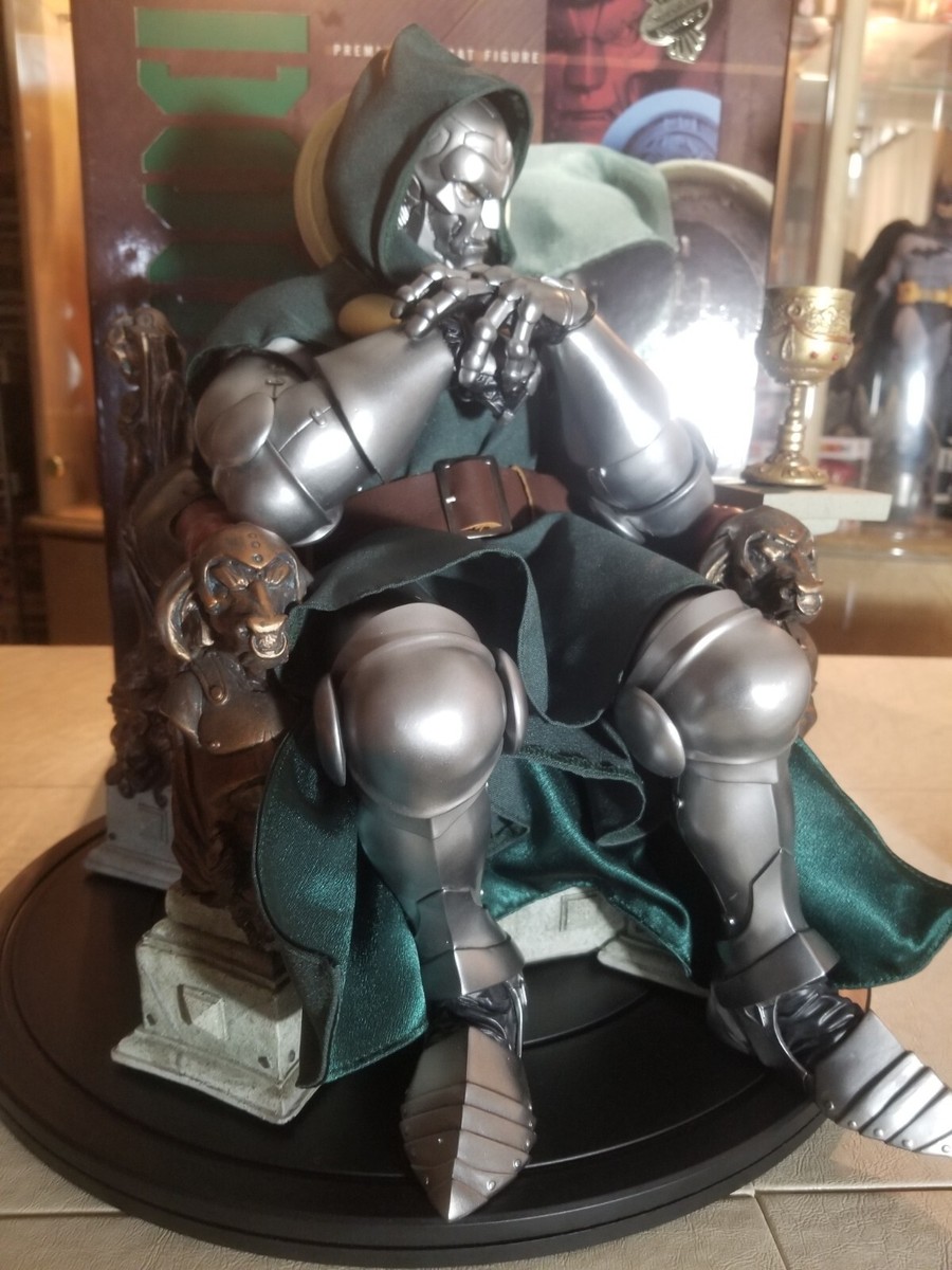 Sideshow Collectibles Doctor Doom Premium Format Exclusive