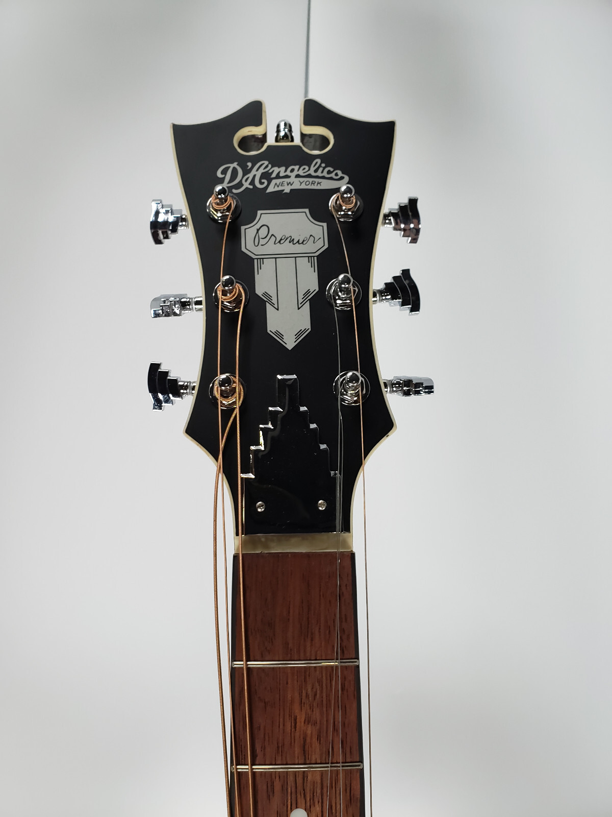 D'Angelico Premier Gramercy LS AcousticElectric Guitar Sunburst