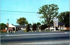 Postcard Blue Spruce Motor Court Wilmington Pike West Chester PA B196