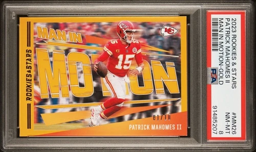 2023 /10 ROOKIES & STARS #MM26 GOLD PATRICK MAHOMES MAN IN MOTION PSA 8