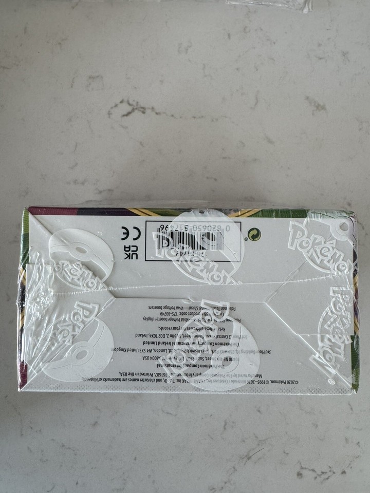 Pokemon TCG Sword & Shield Vivid Voltage Booster Box 36 packs New