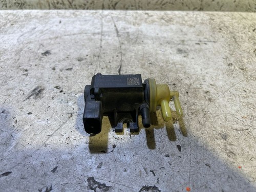 Volkswagen PASSAT B7 2012 Diesel 103kW Turbolader Druckwandler Magnetventil
