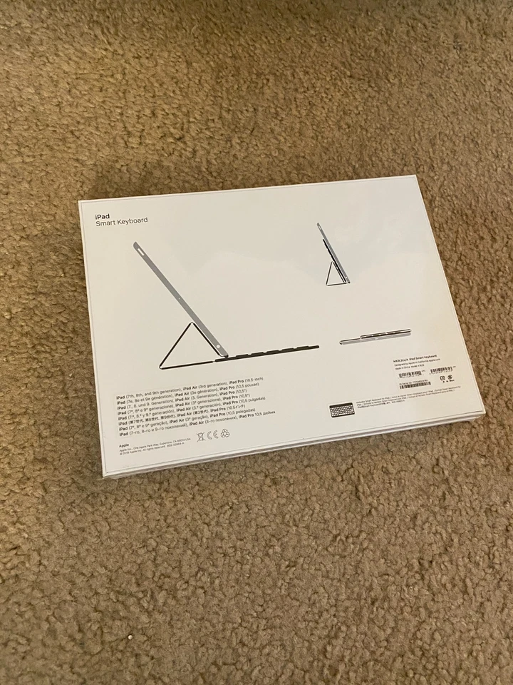 Brand New Apple Smart Keyboard US English – iPad 7/8/9 • Air 3 • 10.5-inch Pro - Image 2 of 2