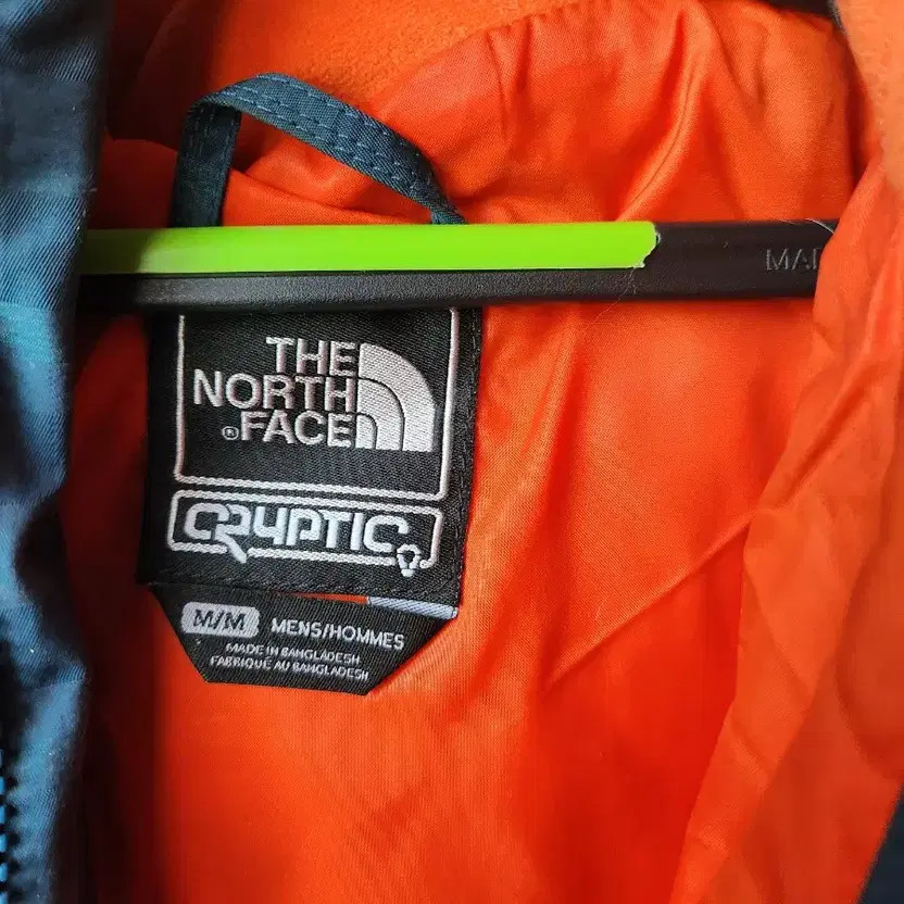 The North Face Checked Pattern Down Puffer Jacket… - image 7