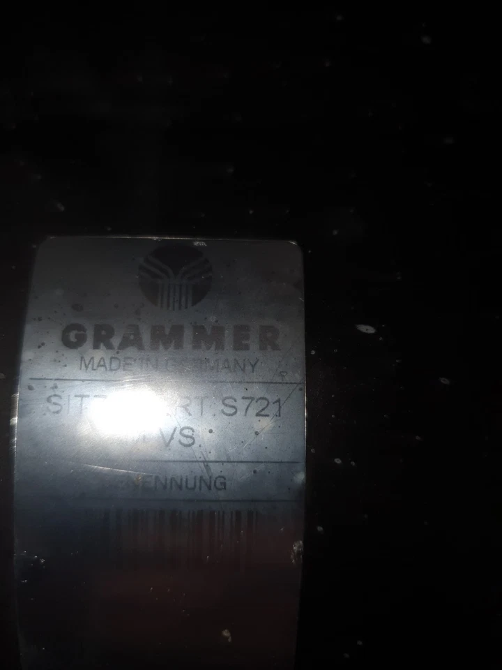 Staplersitz Schleppersitz Grammer Sitzobert S721 - Bild 2 von 4