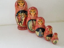 VTG Matryoshka Russian 7" Nesting Dolls 5 Pieces Signed