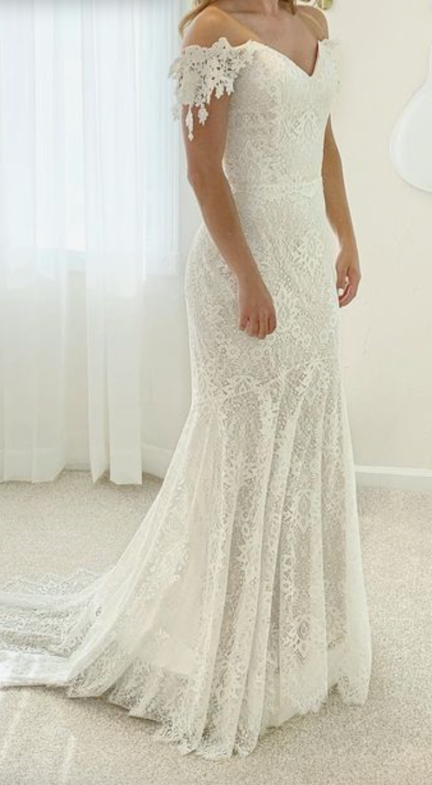 Claire Pettibone Bordeaux Designer Wedding Dress BRAND NEW WITH