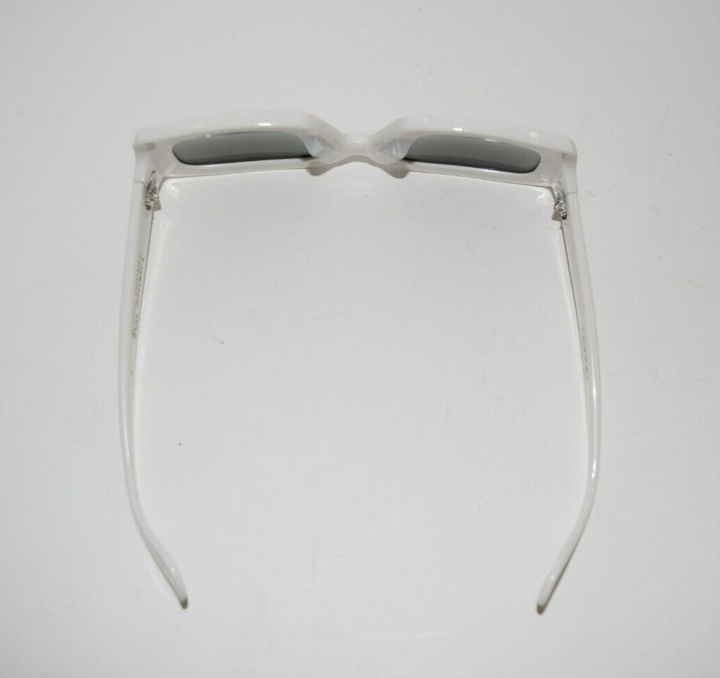 SUNGLASSES WHITE RECTANGULAR THICK RAEN FLATSCREE… - image 8