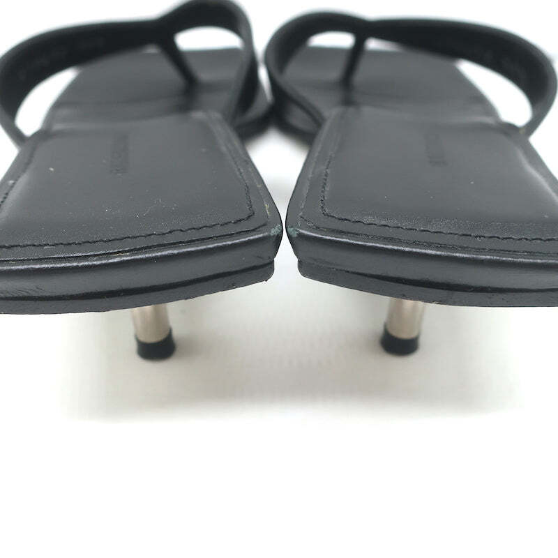 Balenciaga Metal 40 Thong Sandals Black Leather Size 36.5 Balenciaga Metal 40 Thong Sandals Black Leather Size 36.5