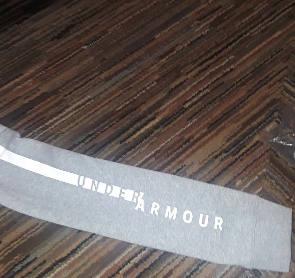 NUEVO CON ETIQUETAS Under Armour Rival Polar Cremallera Completa Capucha Chaqueta Damas 1317856-035 GRIS VERDE Foto 2 de 4