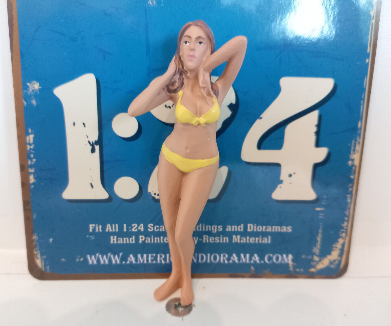 American Diorama Scale G ""Bikini Girl January"" Item: 38265